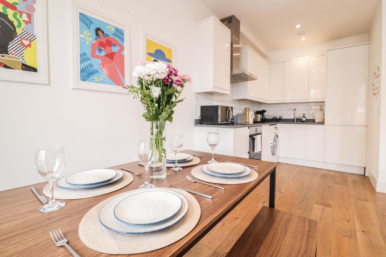 Modern & Spacious 1 Bedroom Clapham Junction Flat London Eksteriør billede