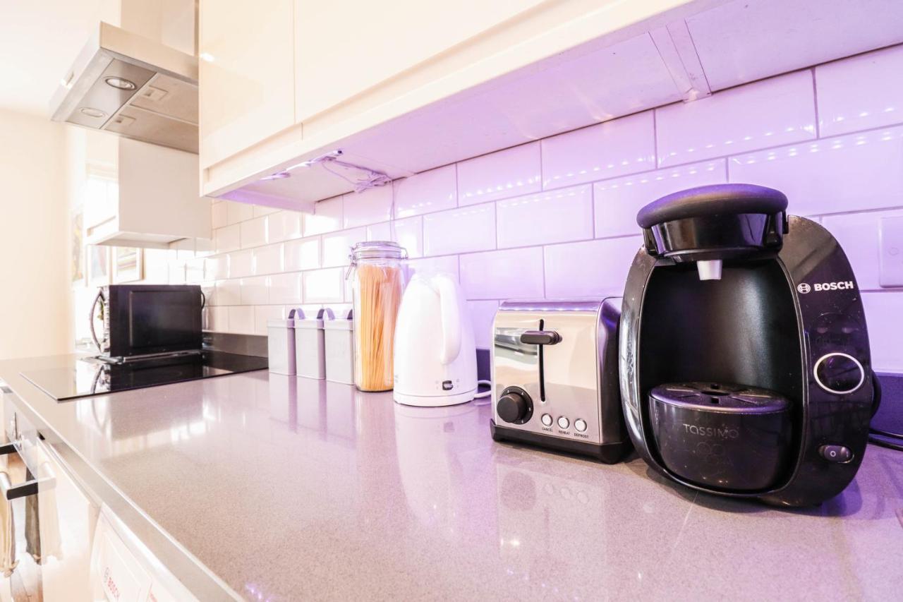 Modern & Spacious 1 Bedroom Clapham Junction Flat London Eksteriør billede